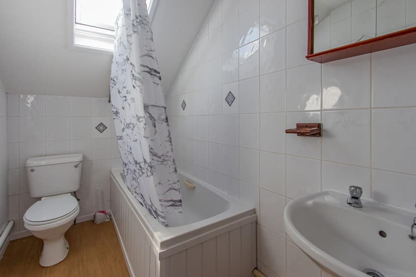 4, 15 Northcote Street - Image 5