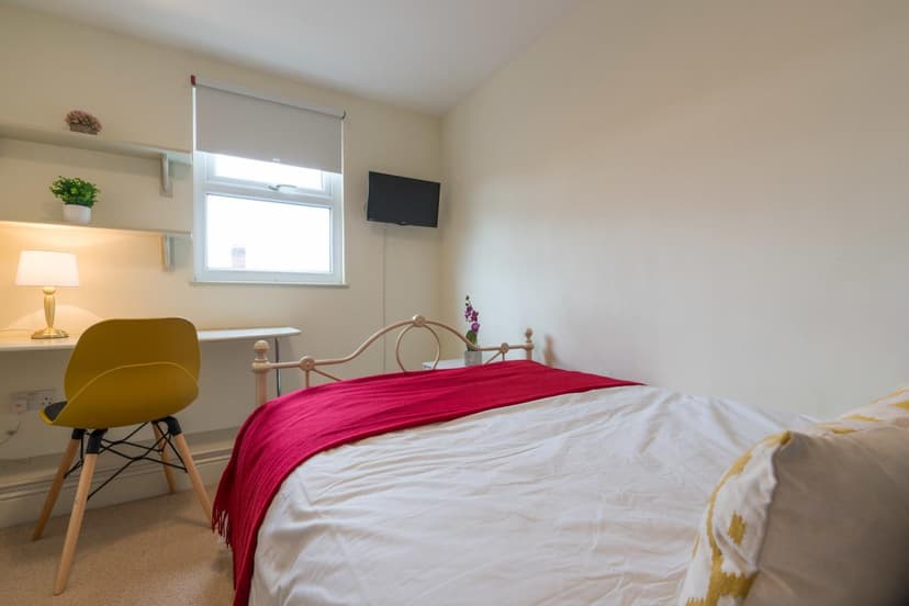 22 Glenroy Street - Image 14