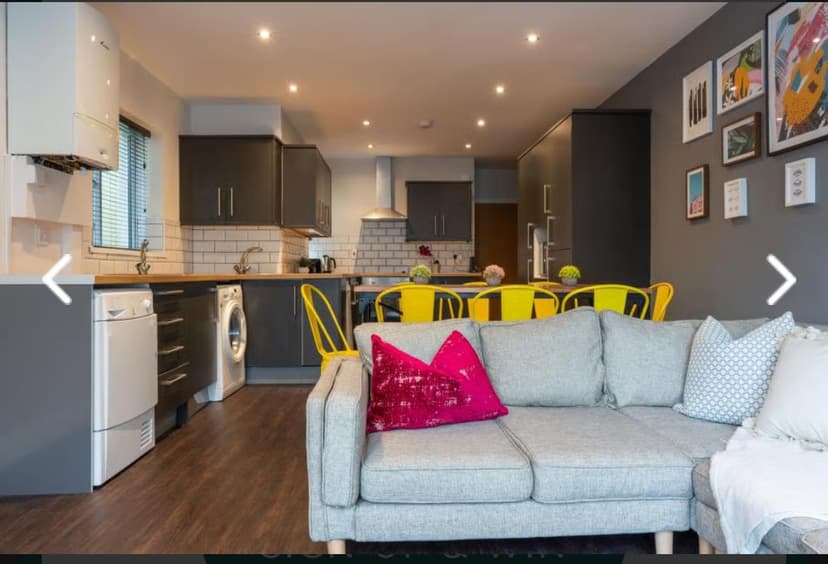 13 St. Peters Street - Image 4