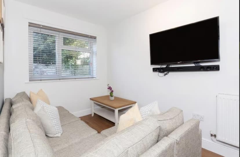 38 Daniel Street - Image 7