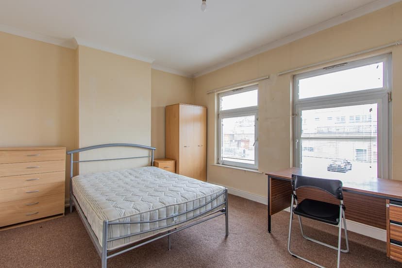 48 Daniel Street - Image 6