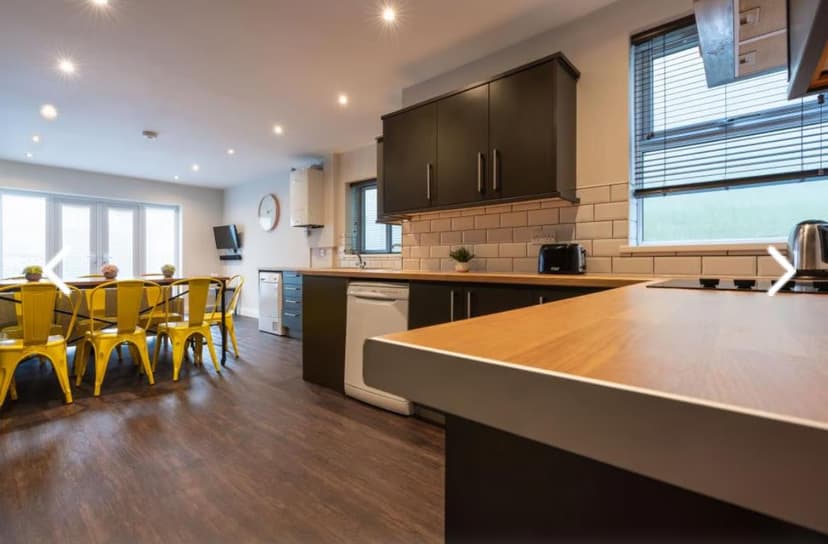 13 St. Peters Street - Image 1