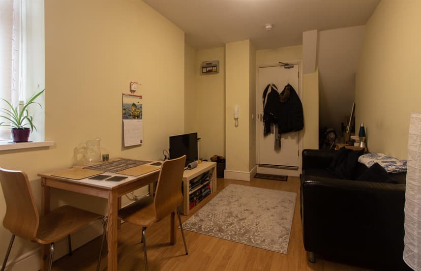 2, 162 Richmond Road - Image 7