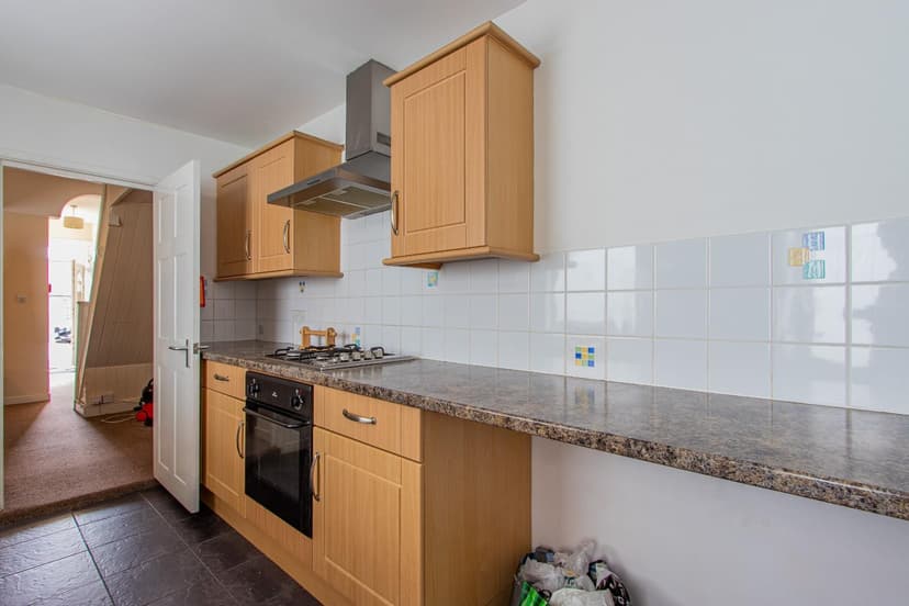 48 Daniel Street - Image 5