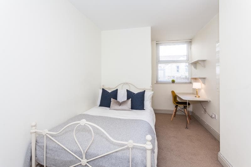 54 Malefant Street - Image 10