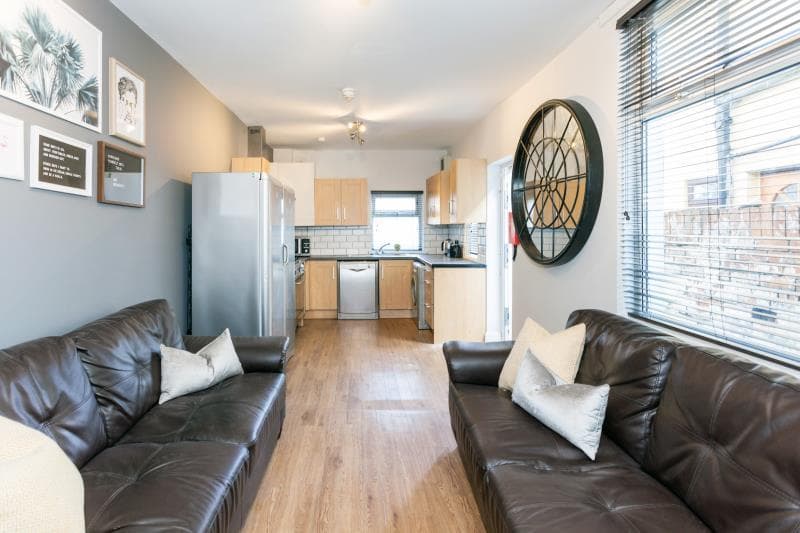 54 Malefant Street - Image 1