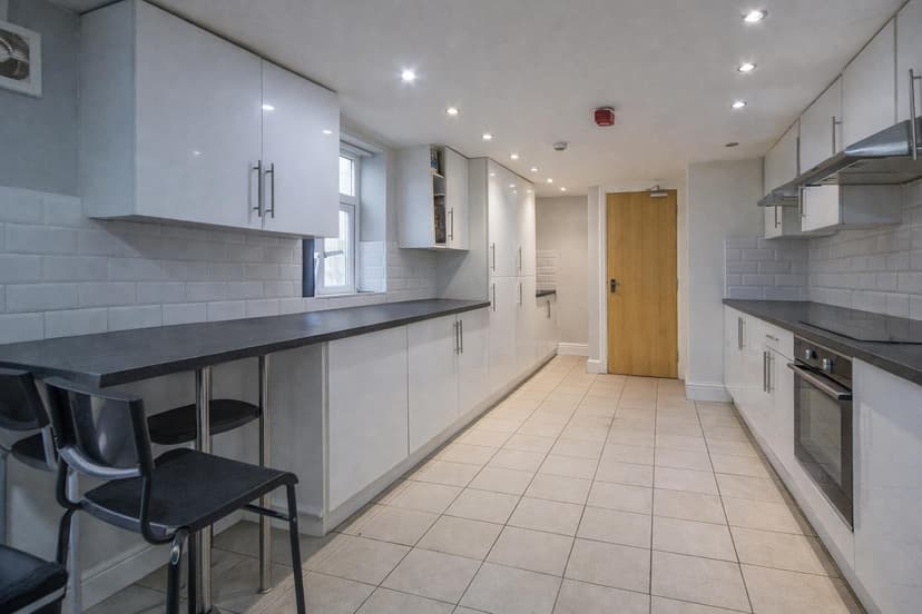 53 Rhymney Street - Image 3