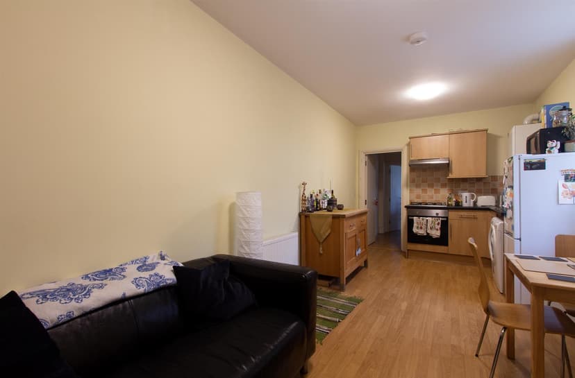 2, 162 Richmond Road - Image 2