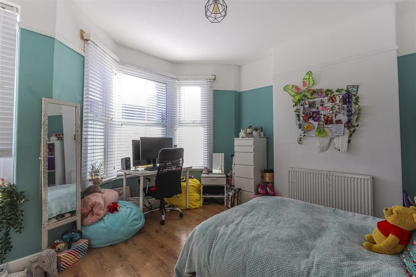 59 Dogfield Street - Image 5