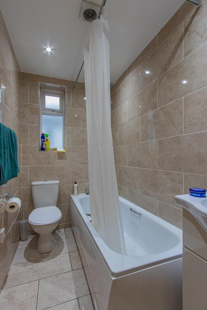 2, 272 North Road - Image 7