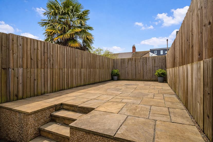 14 Treherbert Street - Image 13