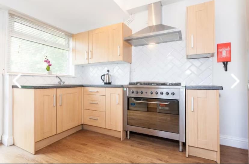 155 Malefant Street - Image 2