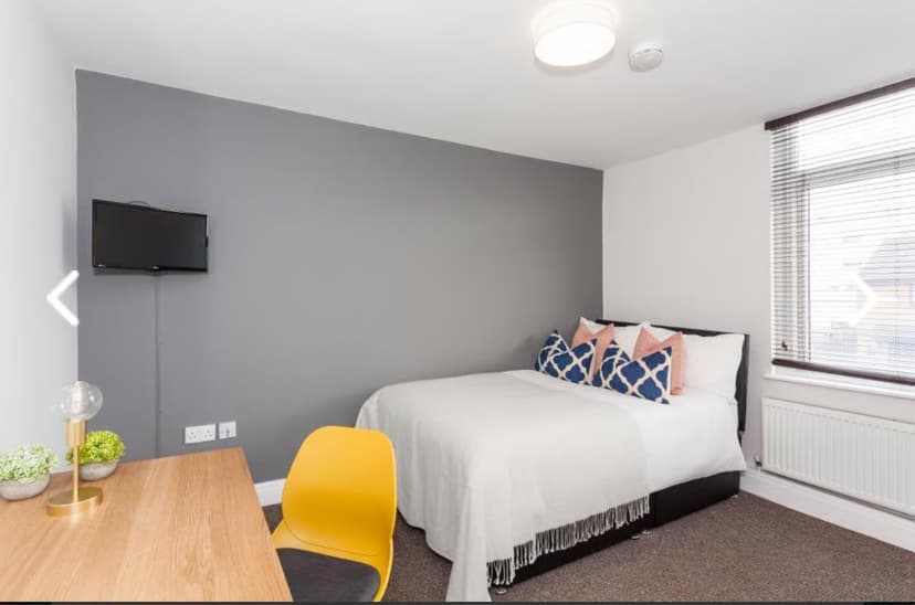 13 St. Peters Street - Image 3