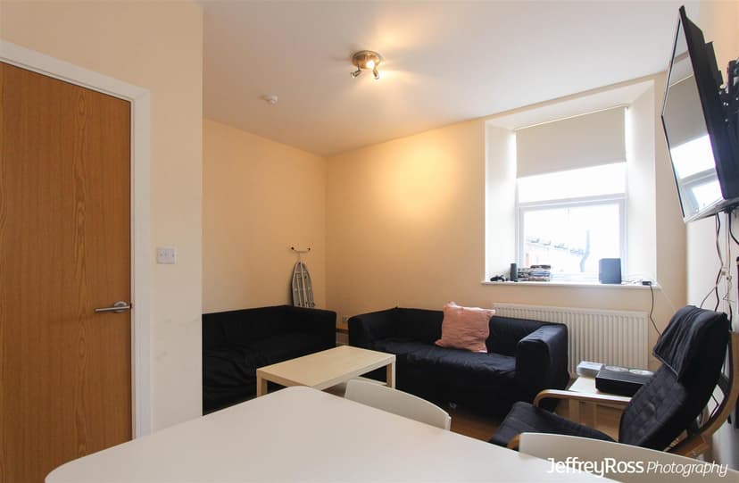 2, 189 Richmond Road - Image 2