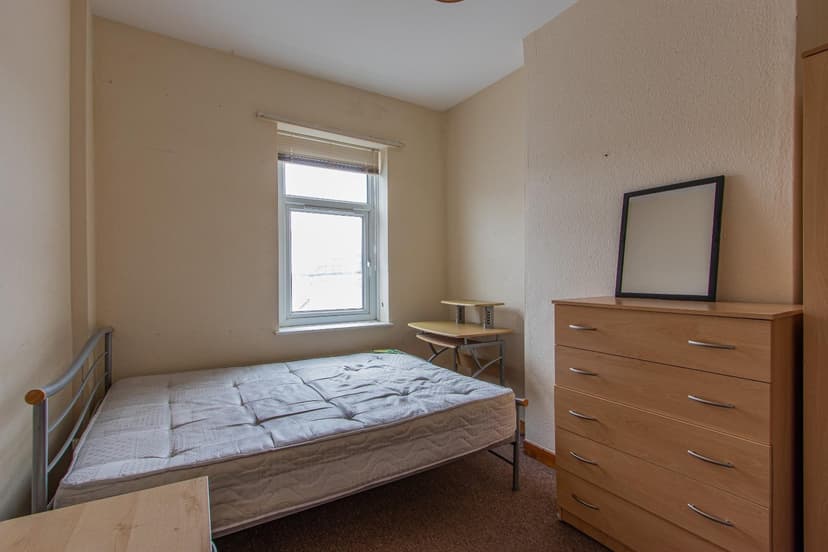 48 Daniel Street - Image 11