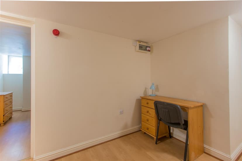 1, 177A Newport Road - Image 7