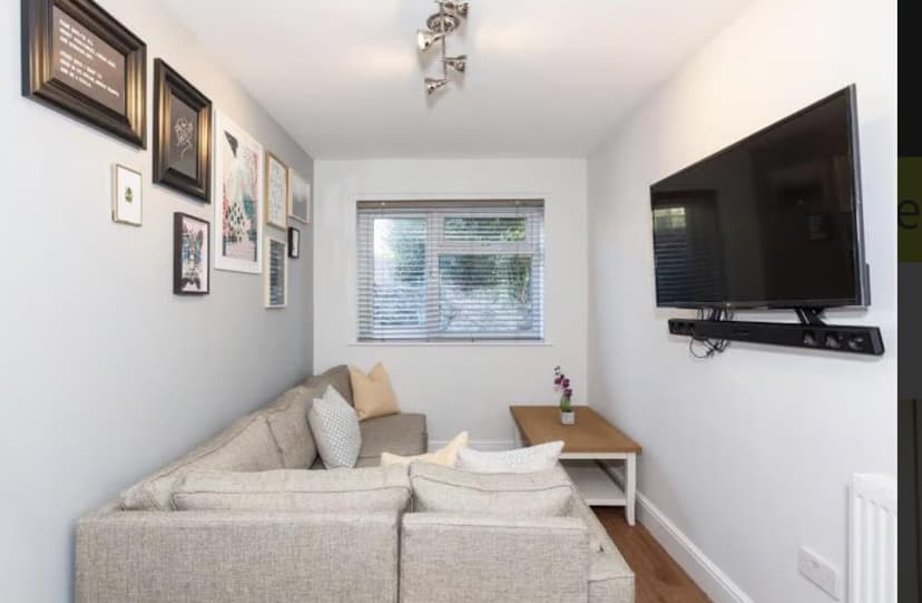 38 Daniel Street - Image 6