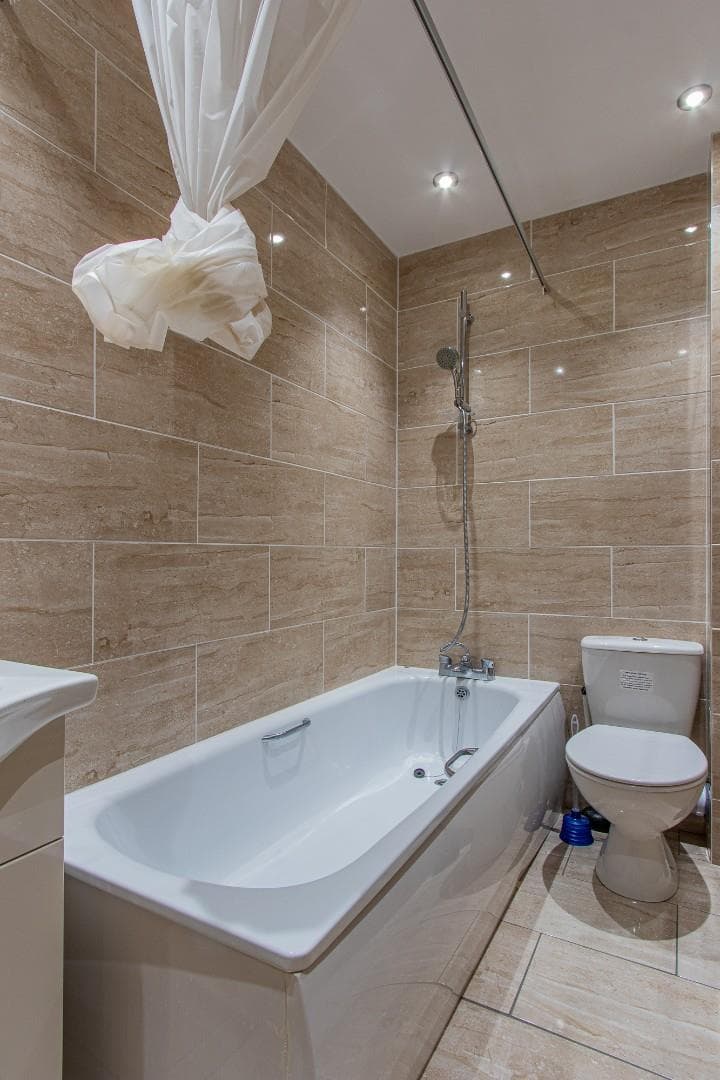 1, 13 Northcote Street - Image 6