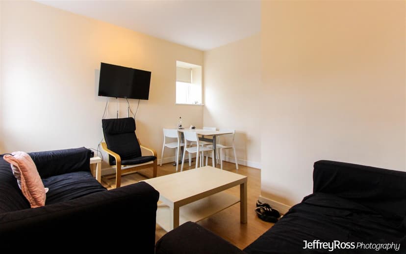 2, 189 Richmond Road