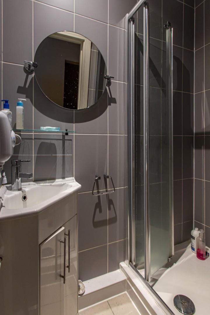 2, 191 Richmond Road - Image 12