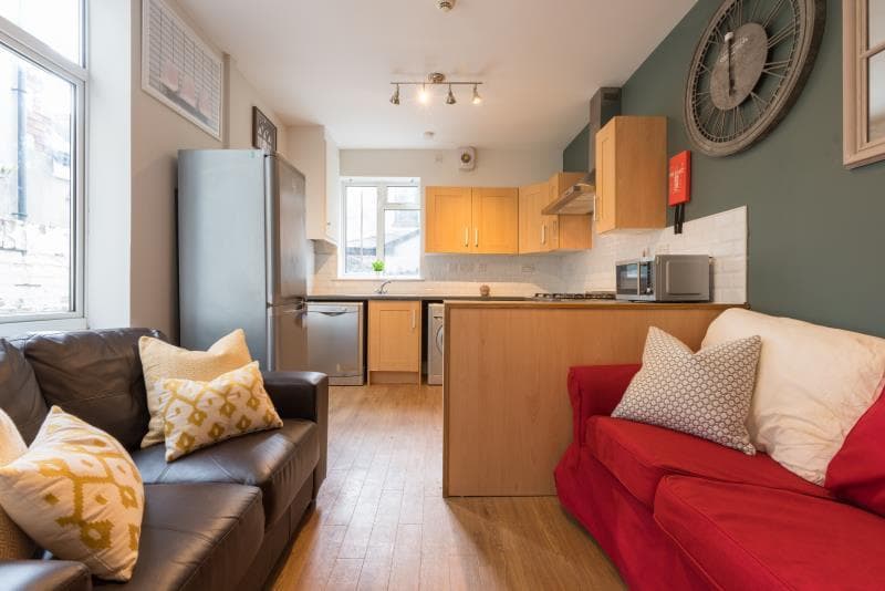 13 Angus Street - Image 2