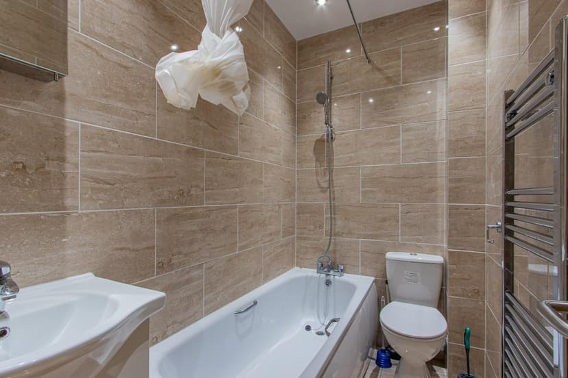 1, 13 Northcote Street - Image 7