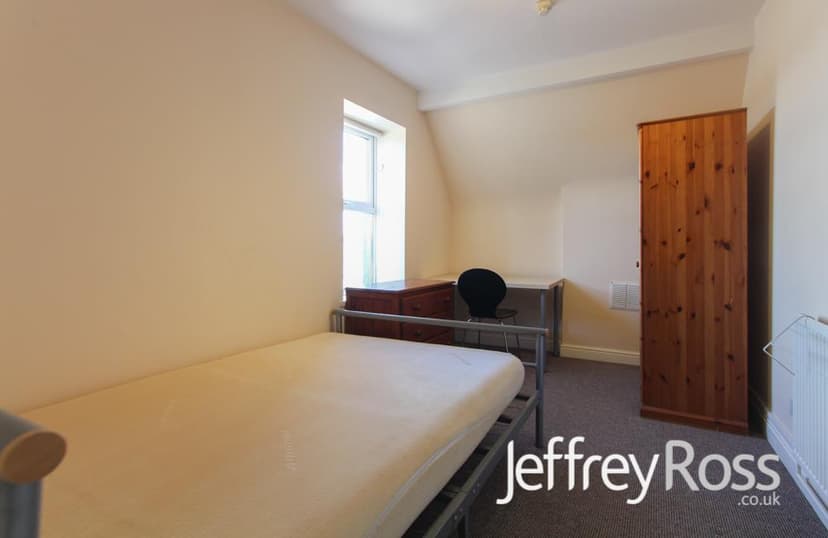 2, 185 Richmond Road - Image 7