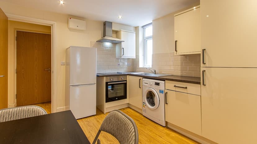 1B Glynrhondda Street - Image 2