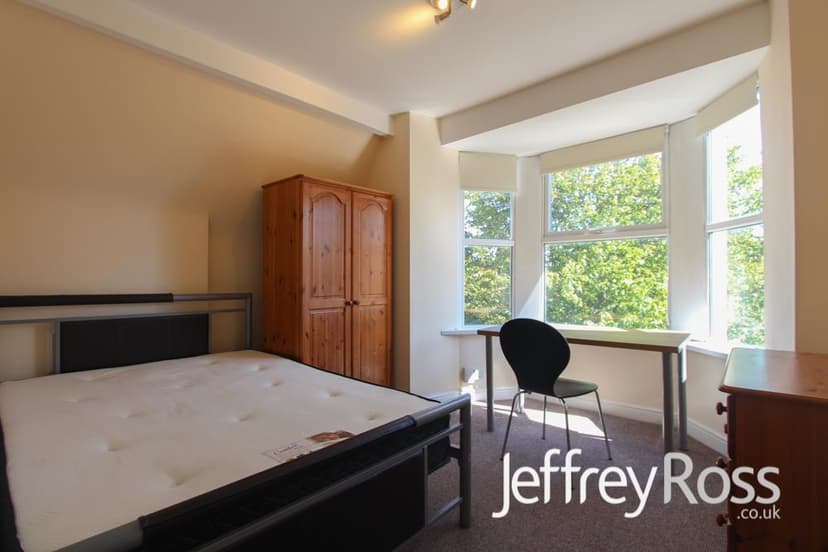 2, 185 Richmond Road - Image 5