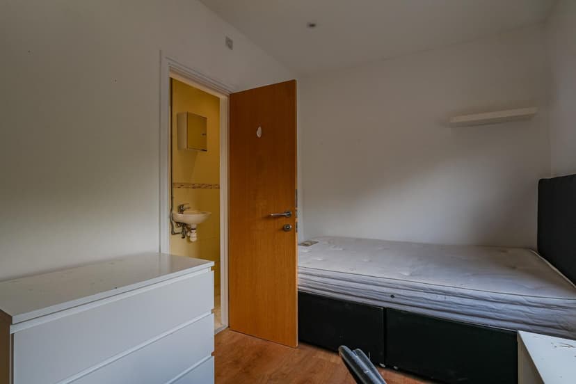 ROOMS, 92 Colum Road - Image 14