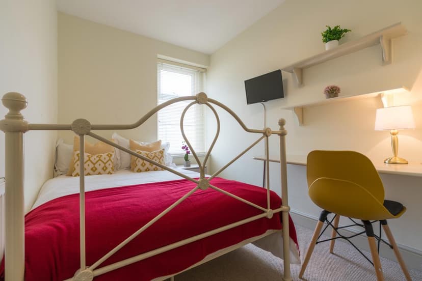 22 Glenroy Street - Image 7