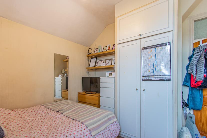 151 Whitchurch Road - Image 12