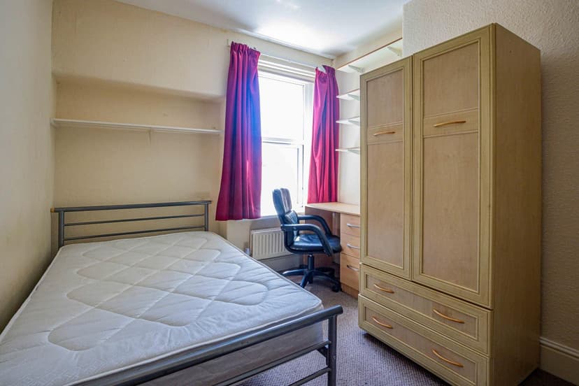 100 Malefant Street - Image 6