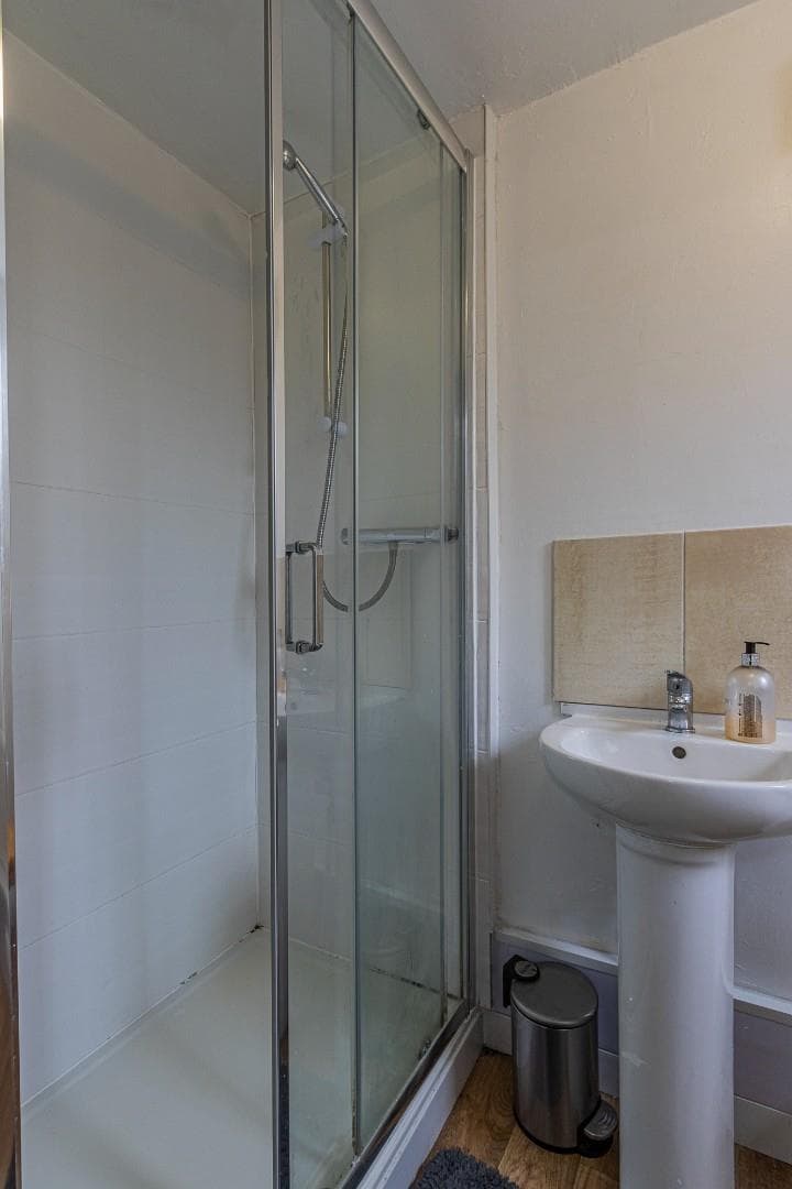 123 Moy Road - Image 7