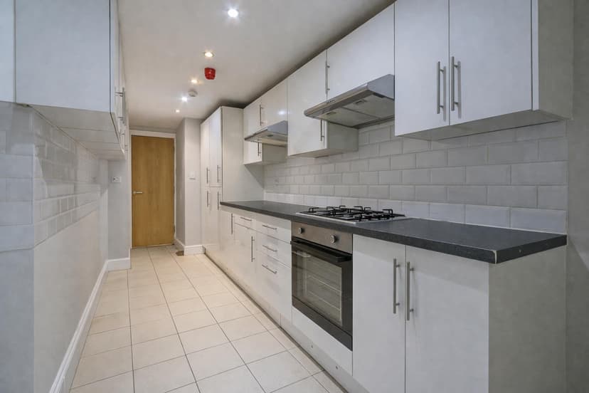 14 Treherbert Street - Image 2