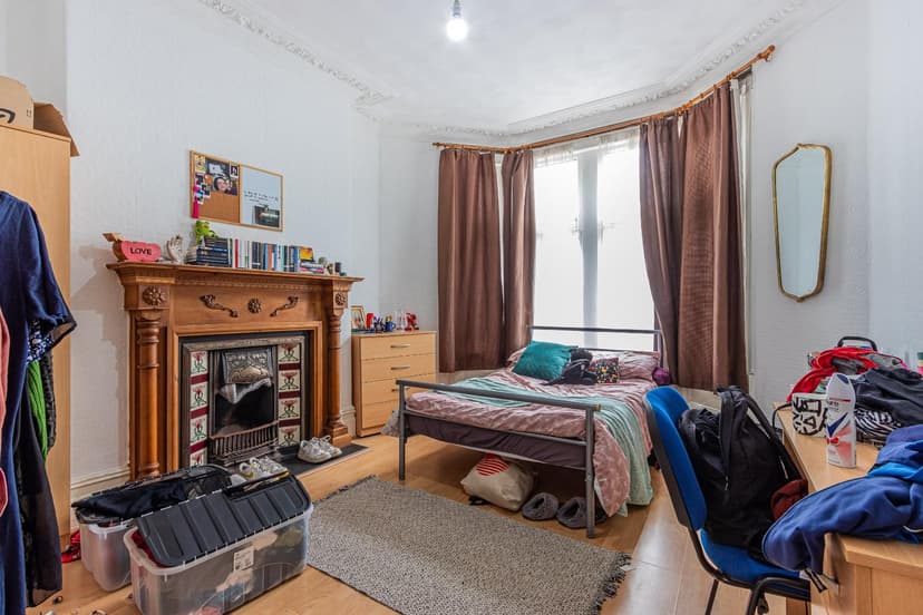 135a Albany Road - Image 2