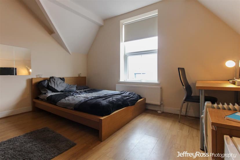 2, 193 Richmond Road - Image 4