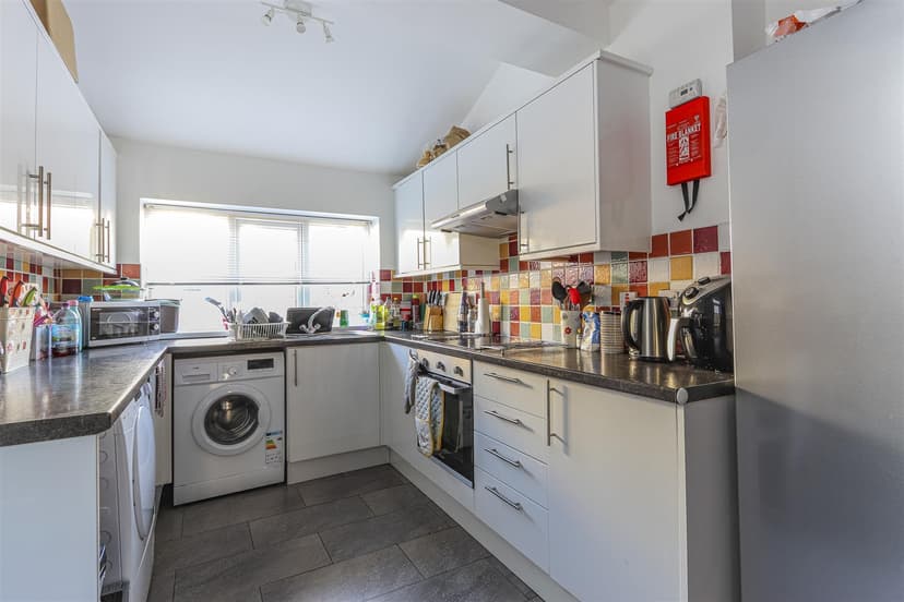 59 Dogfield Street - Image 3