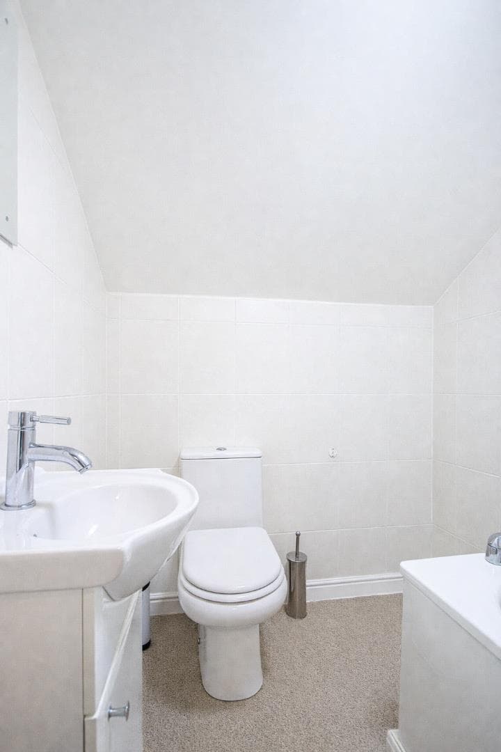 53 Rhymney Street - Image 7