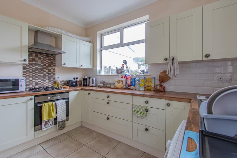 151 Whitchurch Road - Image 5