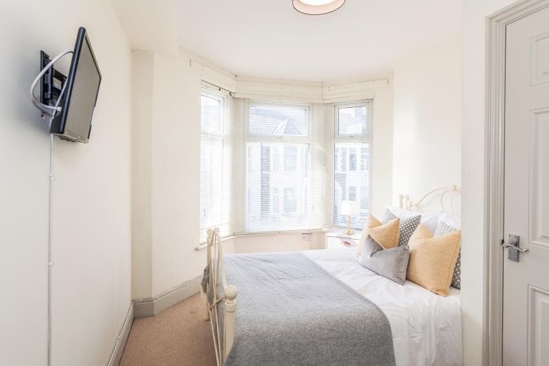 54 Malefant Street - Image 6