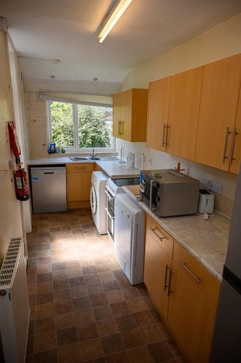 294 Filton Avenue - Image 2