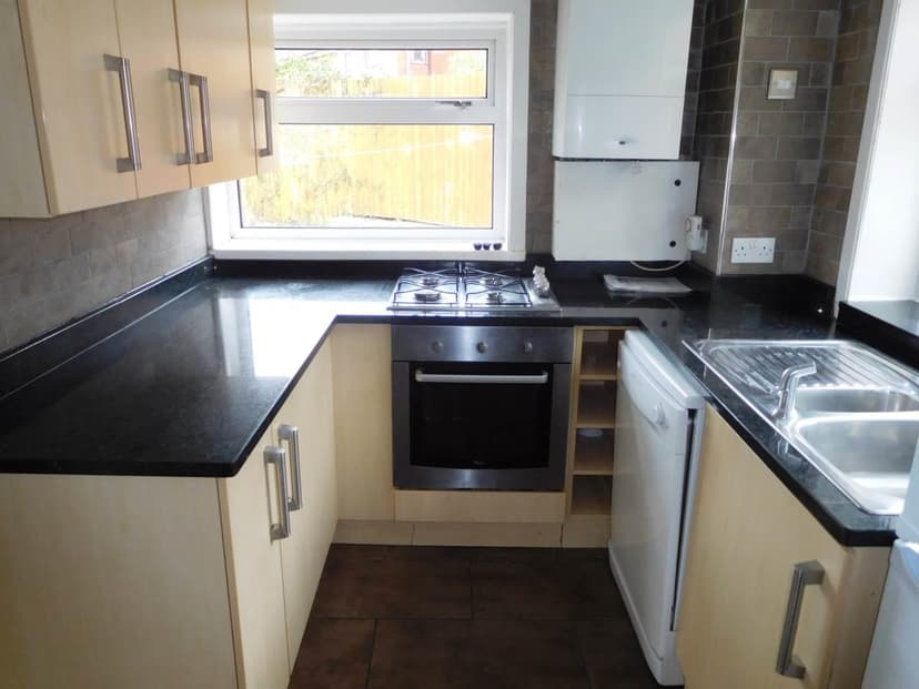 40 Hottom Gardens - Image 2