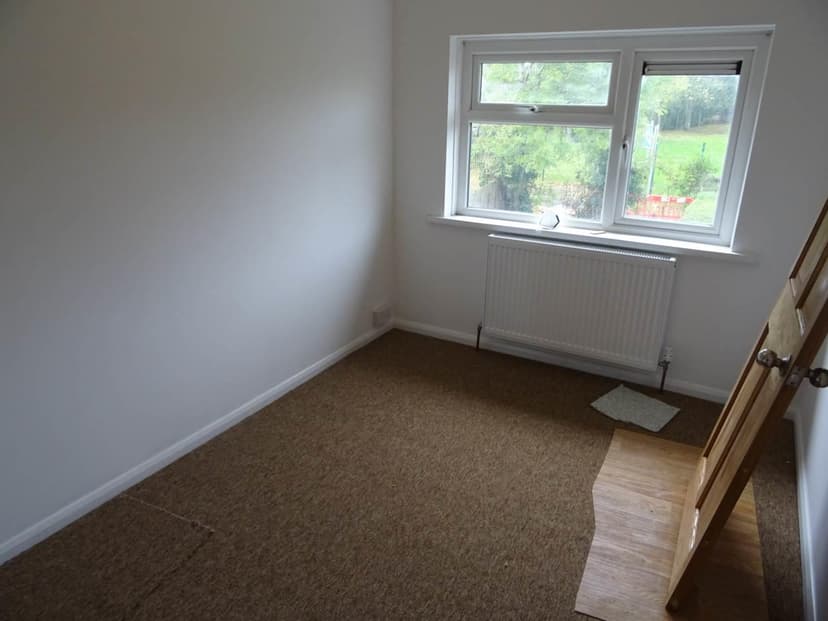 21 Blakeney Road - Image 4