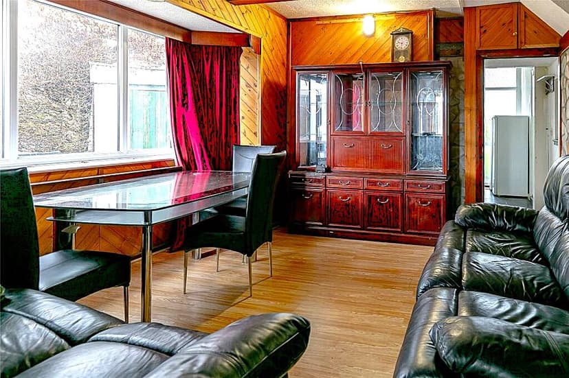 39 Elm Park - Image 5