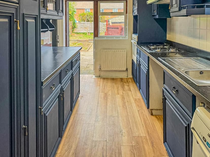 22 Toronto Road - Image 4