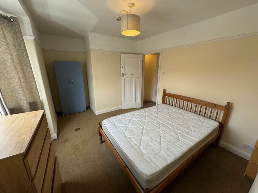 99 Conygre Grove - Image 5