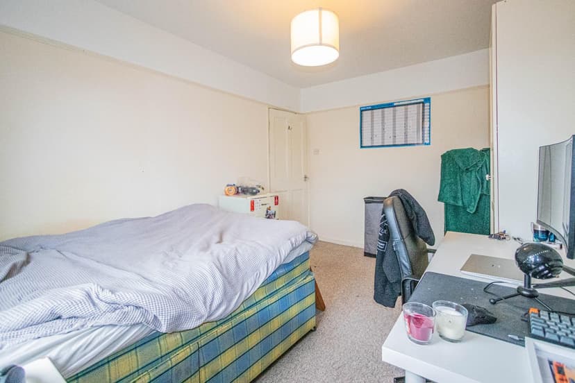 401 Filton Avenue - Image 6