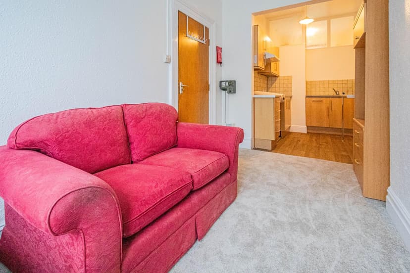 Studio 1, 40 Burghley Road - Image 3