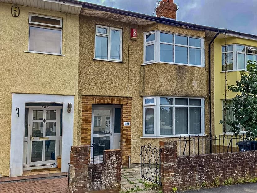 198 Dovercourt Road - Image 1